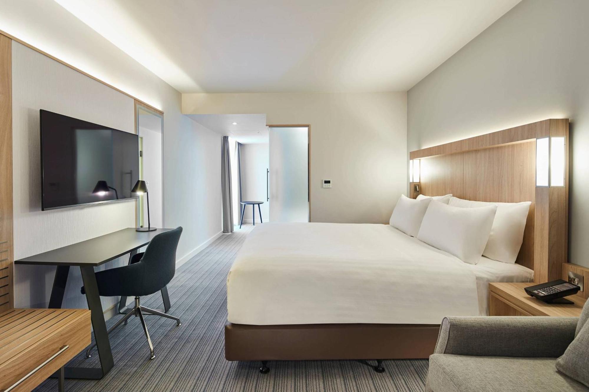 Отель Courtyard By Marriott Stoke On Trent Staffordshire Экстерьер фото