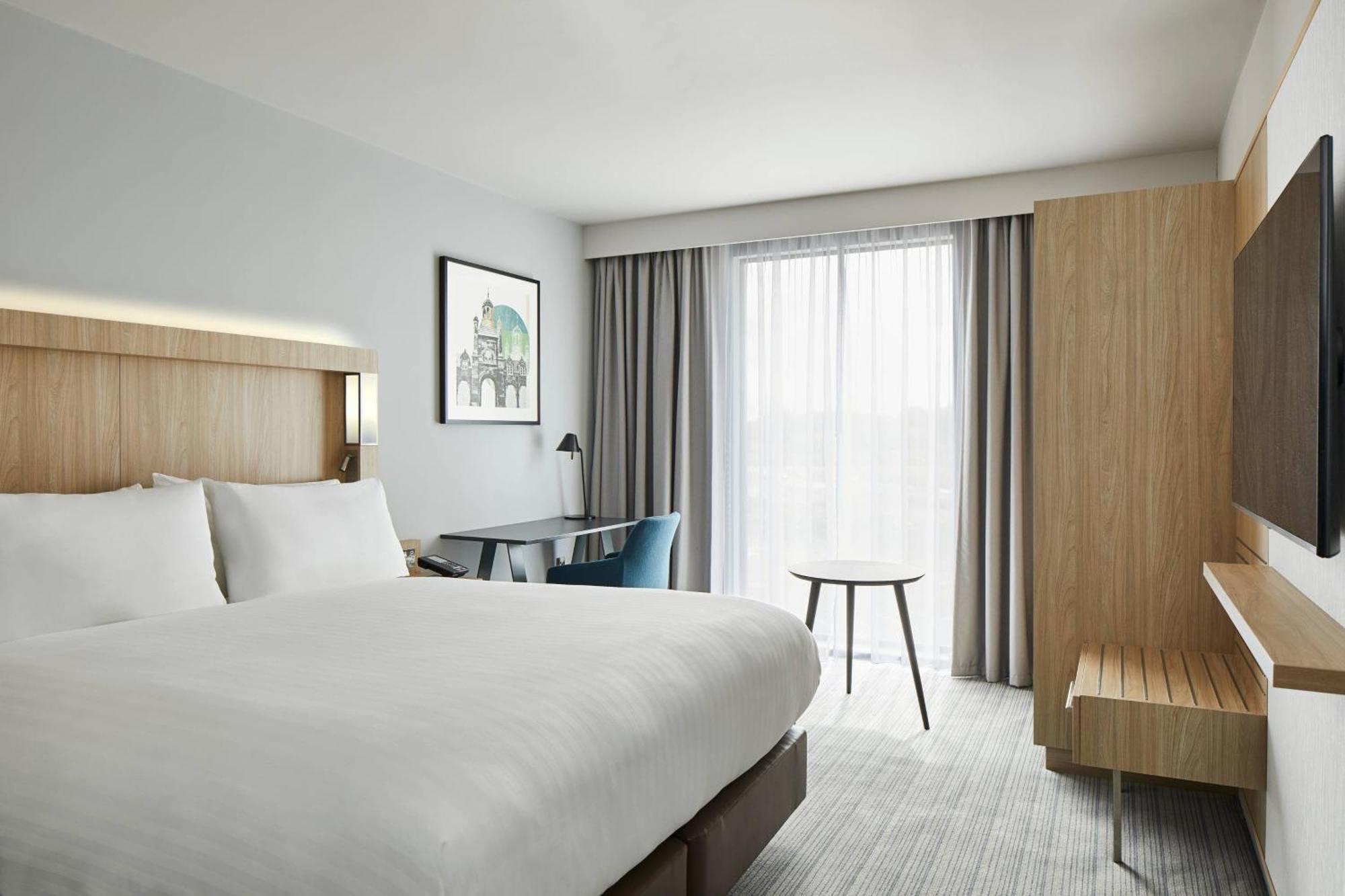 Отель Courtyard By Marriott Stoke On Trent Staffordshire Экстерьер фото