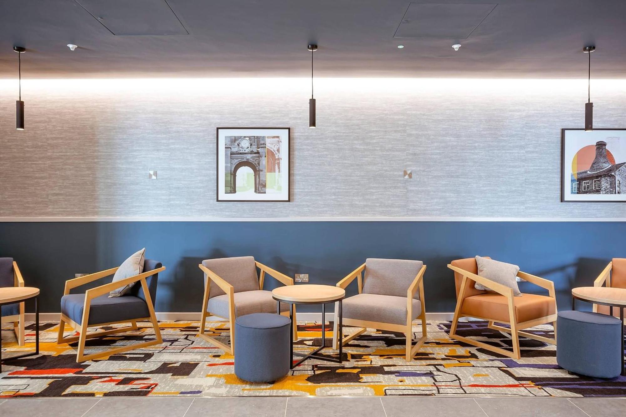 Отель Courtyard By Marriott Stoke On Trent Staffordshire Экстерьер фото